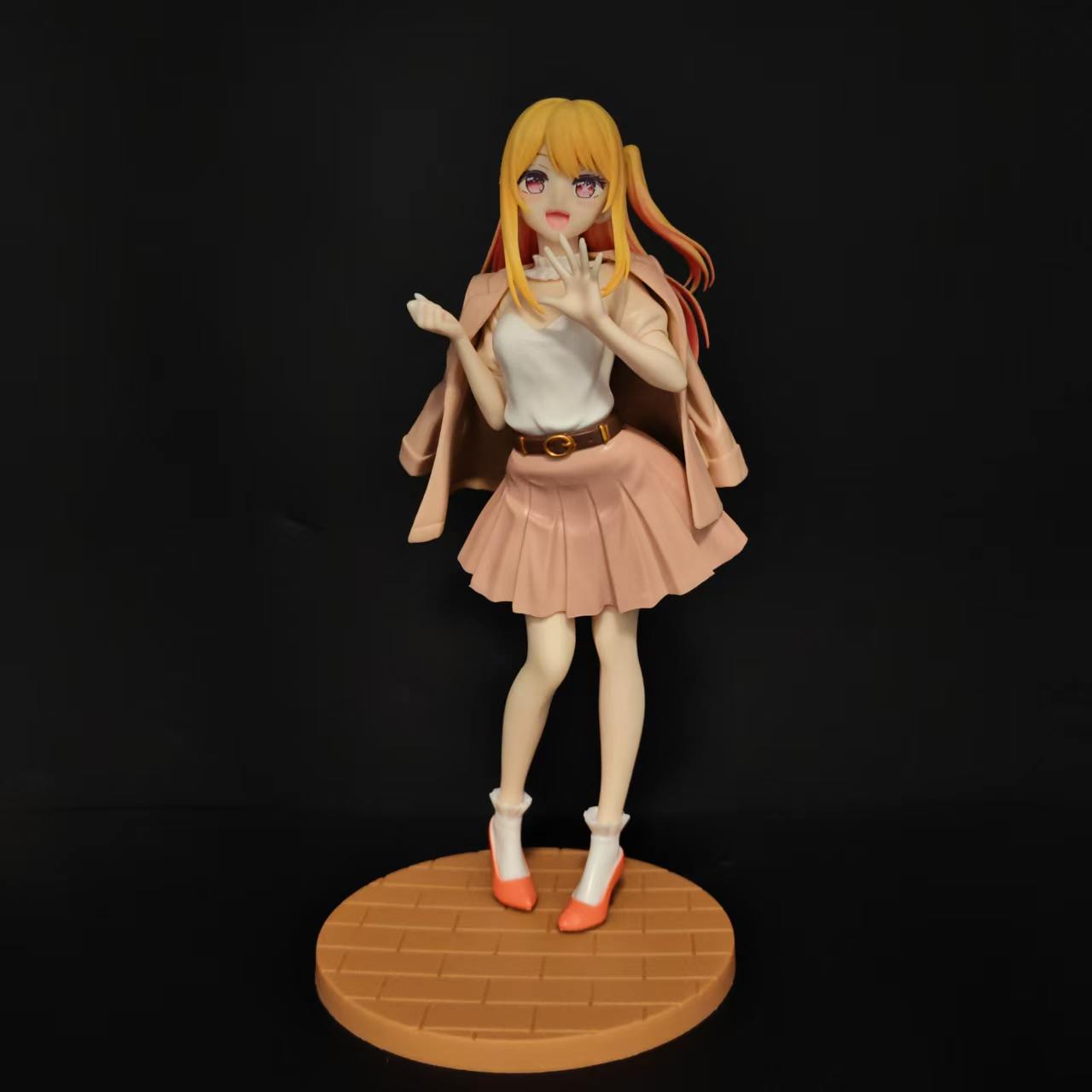 Аниме-фигурка Хосино - коллекц - Model Figure Base review and price