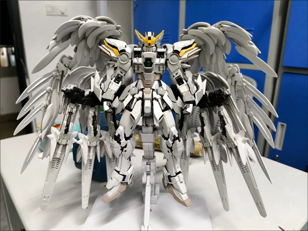 Daban 8827 MG 1/100 Wing Snow  - Gundam Model Mg review and price